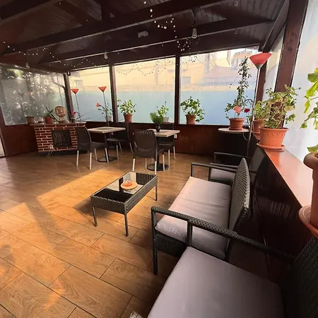 公寓式酒店 Tranzzit Ed Boutique 3*